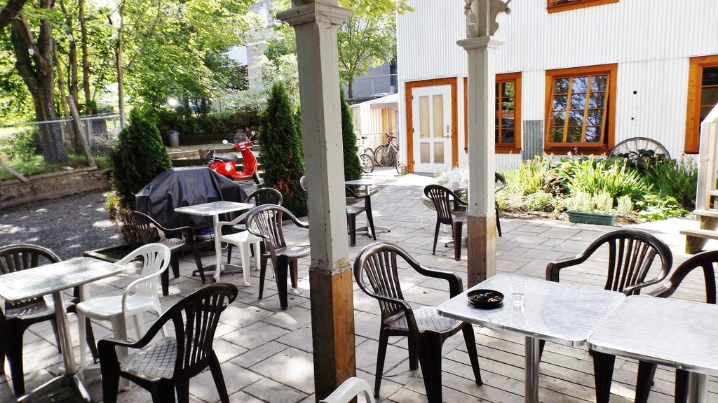 Auberge Internationale De Riviere-Du-Loup Exterior photo